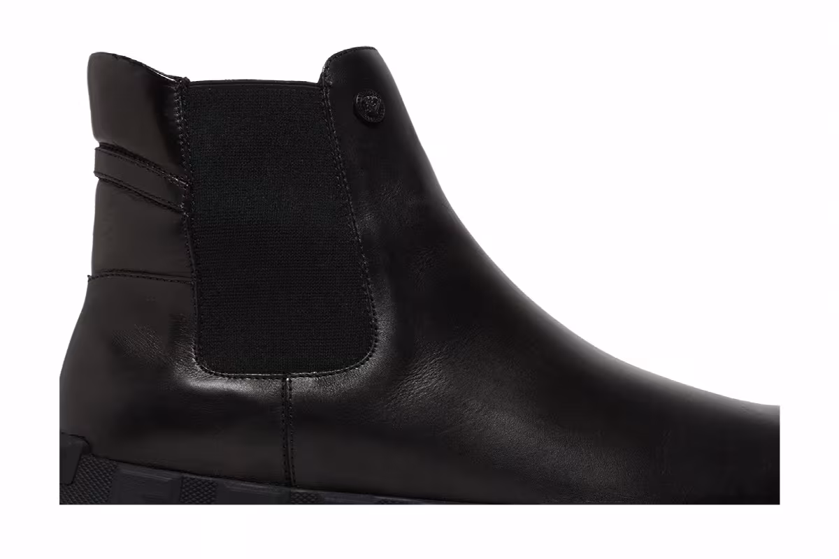Versace Medusa Chelsea Boots Black, view 3