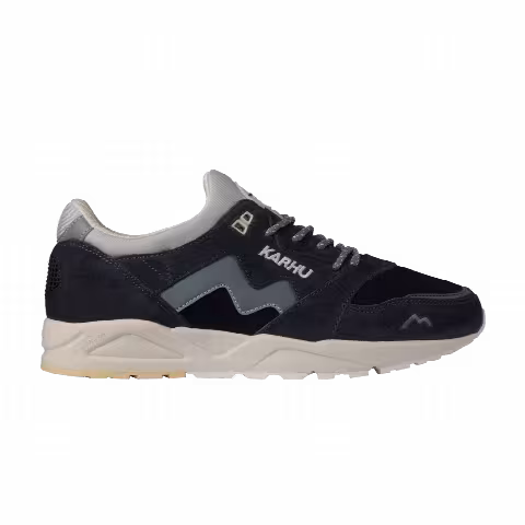 Karhu Aria 95 'India Ink'