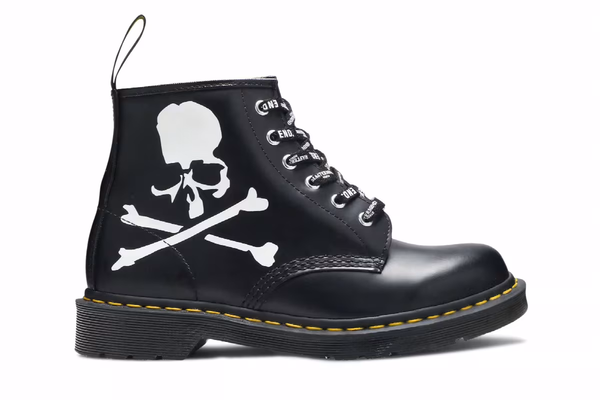 END. x Mastermind World x Dr. Martens 101 Boot Skull, view 2