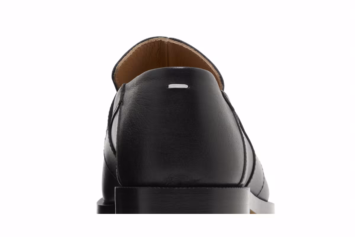 Common Projects Winter Chelsea Boot Black, view 8