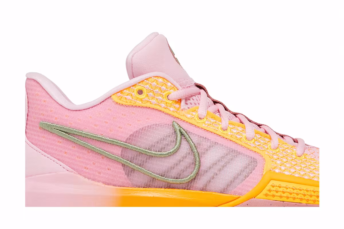 Nike Women's Sabrina 1 West Coast Roots, view 3