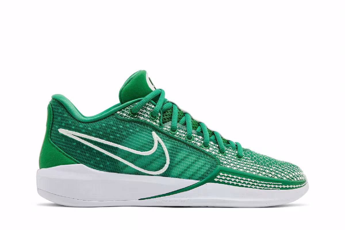 Nike Women's Sabrina 1 TB Apple Green, view 2