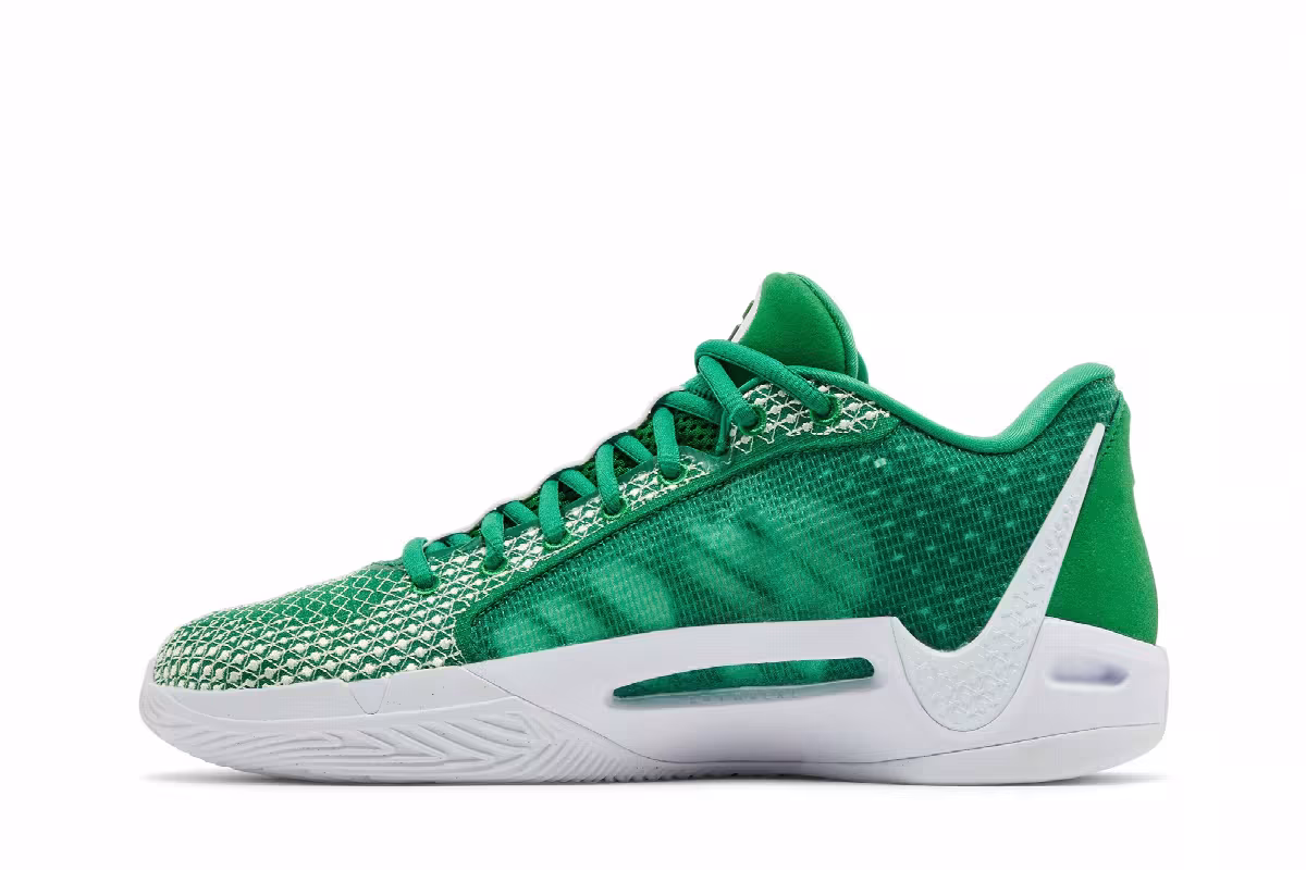 Nike Women's Sabrina 1 TB Apple Green, view 4