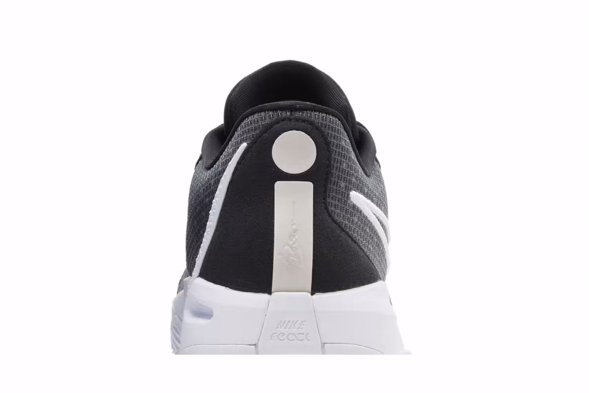 Nike Women's Sabrina 1 TB Black, view 8