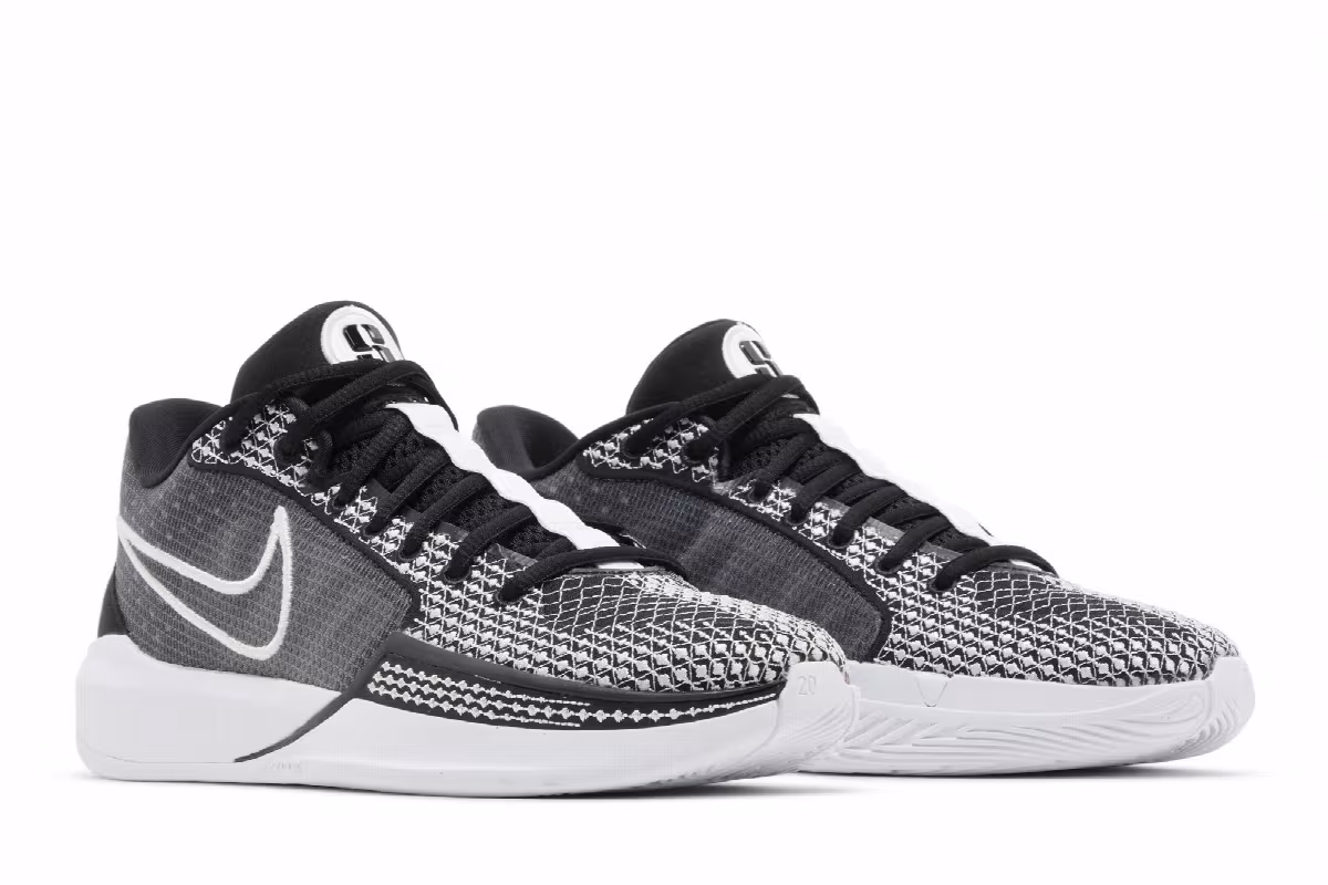 Nike Women's Sabrina 1 TB Black, view 9