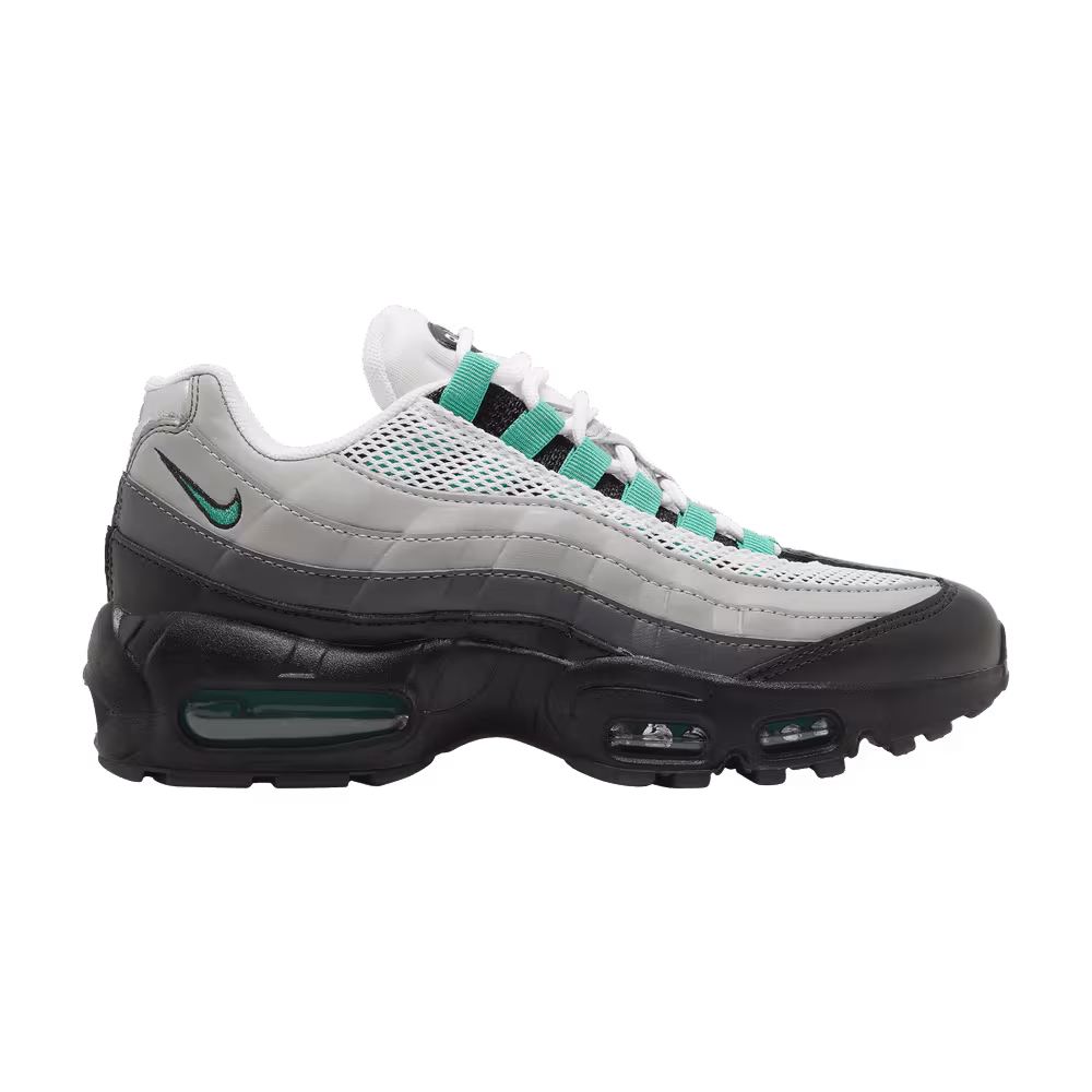 Nike Women's Air Max 95 Next Nature Stadium Green