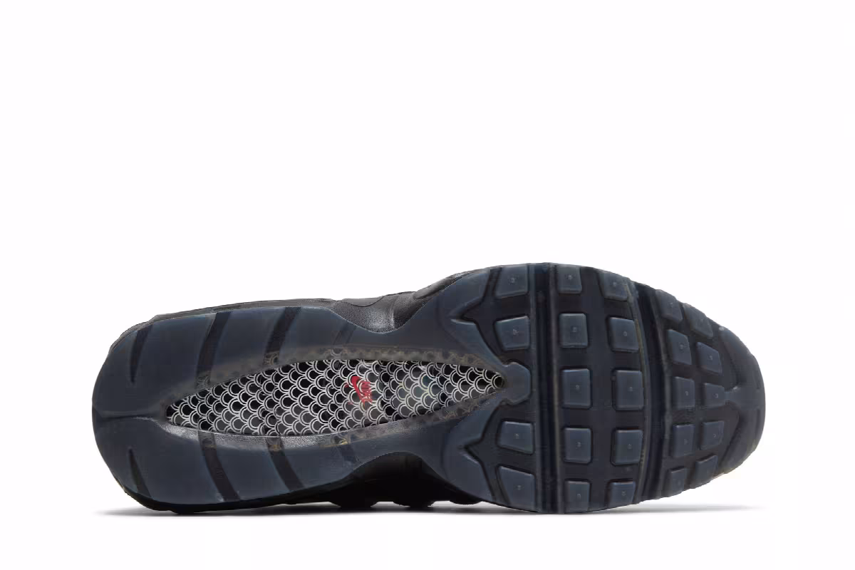 Nike Air Max 95 Koi, view 5