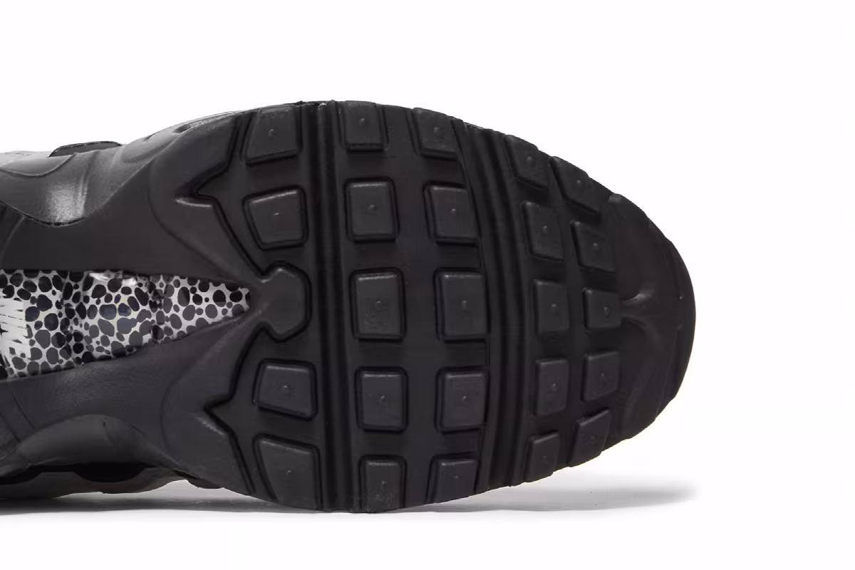 Nike Women's Air Max 95 Reflective Safari, view 6