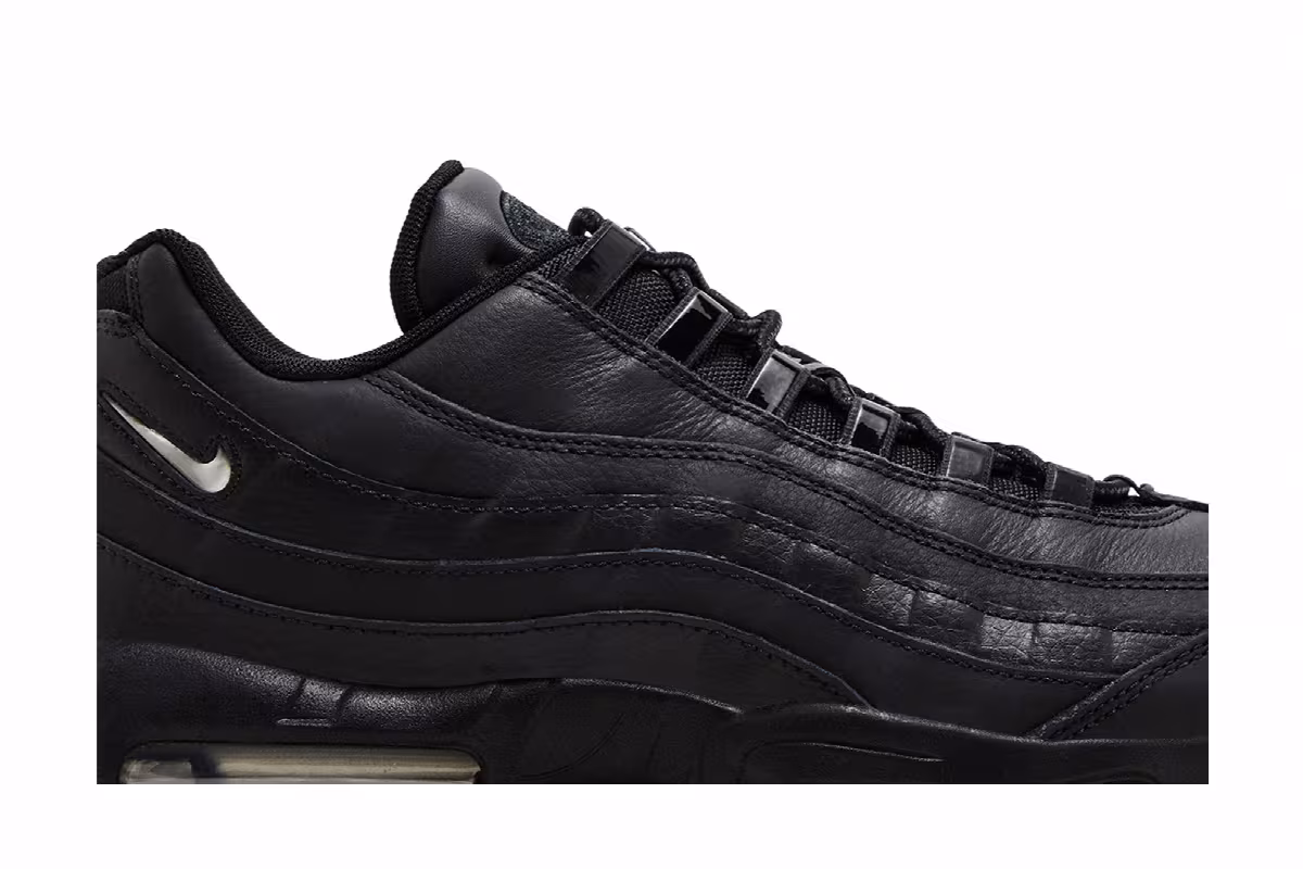 Nike Air Max 95 Jewel - Triple Black, view 3