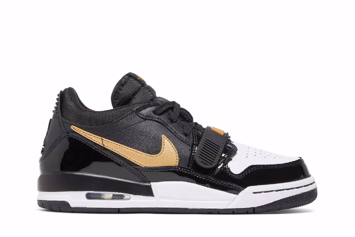 Air Jordan Legacy 312 Low GS Black Metallic Gold, view 2