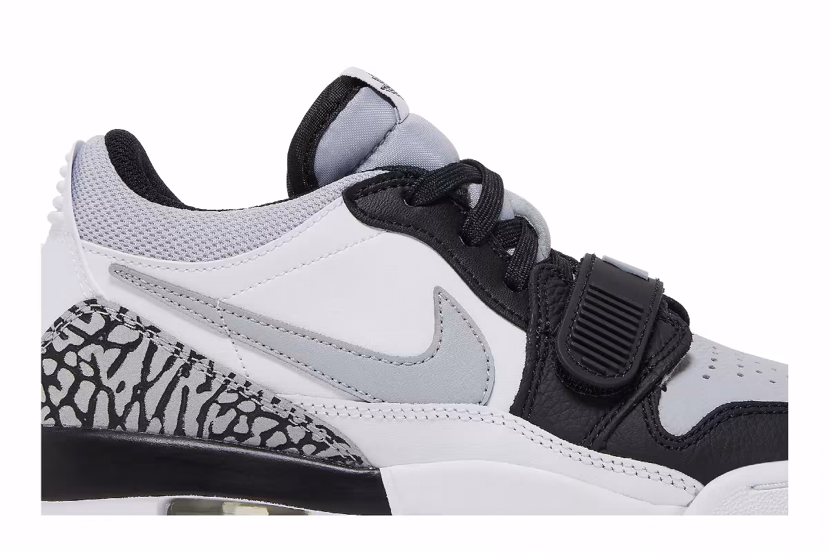 Air Jordan Legacy 312 Low GS Light Smoke Grey, view 3