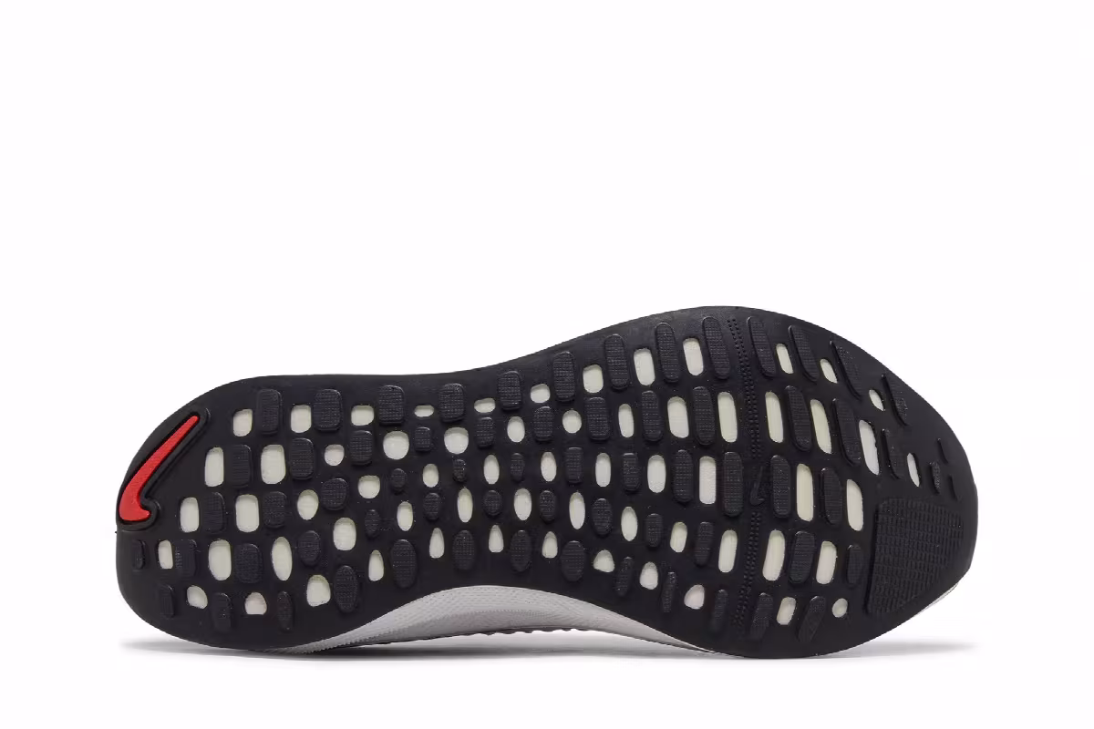 Nike ReactX Infinity Run 4 White Light Crimson, view 5
