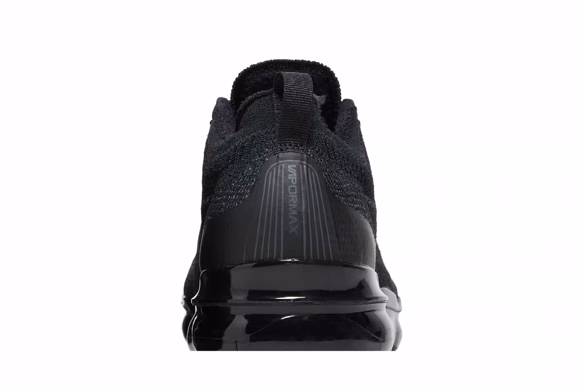 Nike Air VaporMax 2023 Flyknit Triple Black, view 8