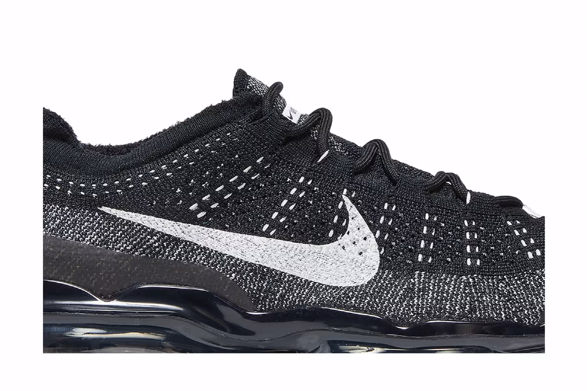 Nike Air VaporMax 2023 Flyknit Oreo, view 3
