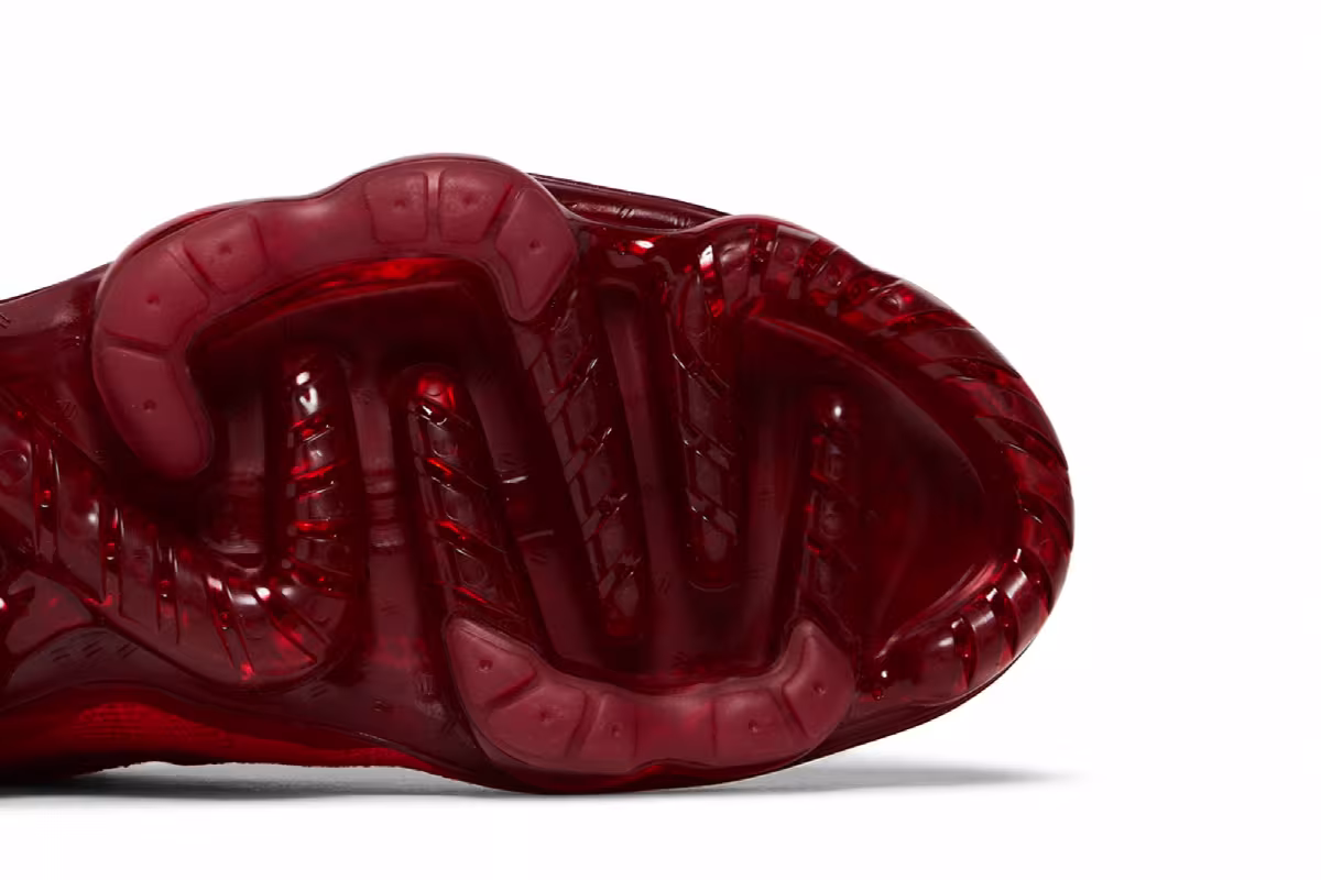 Nike Air VaporMax 2023 Flyknit Triple Red, view 6