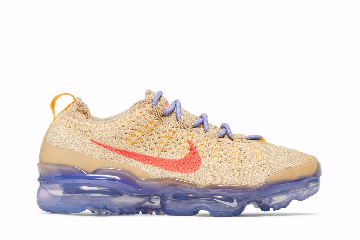 Nike Women's Air VaporMax 2023 Flyknit Pale Vanilla, view 2