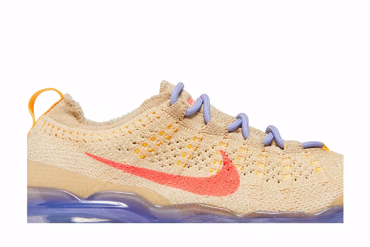 Nike Women's Air VaporMax 2023 Flyknit Pale Vanilla, view 3