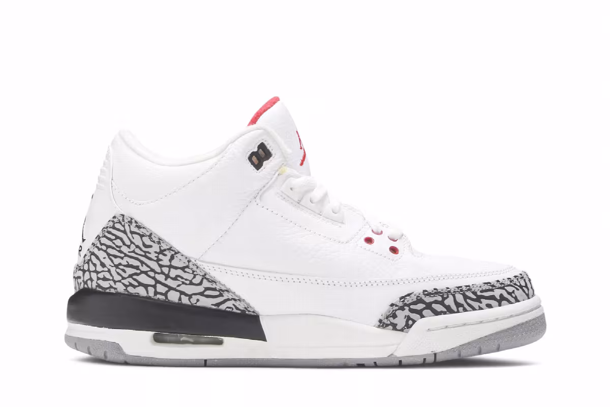 Air Jordan 3 GS White Cement 2011, view 2