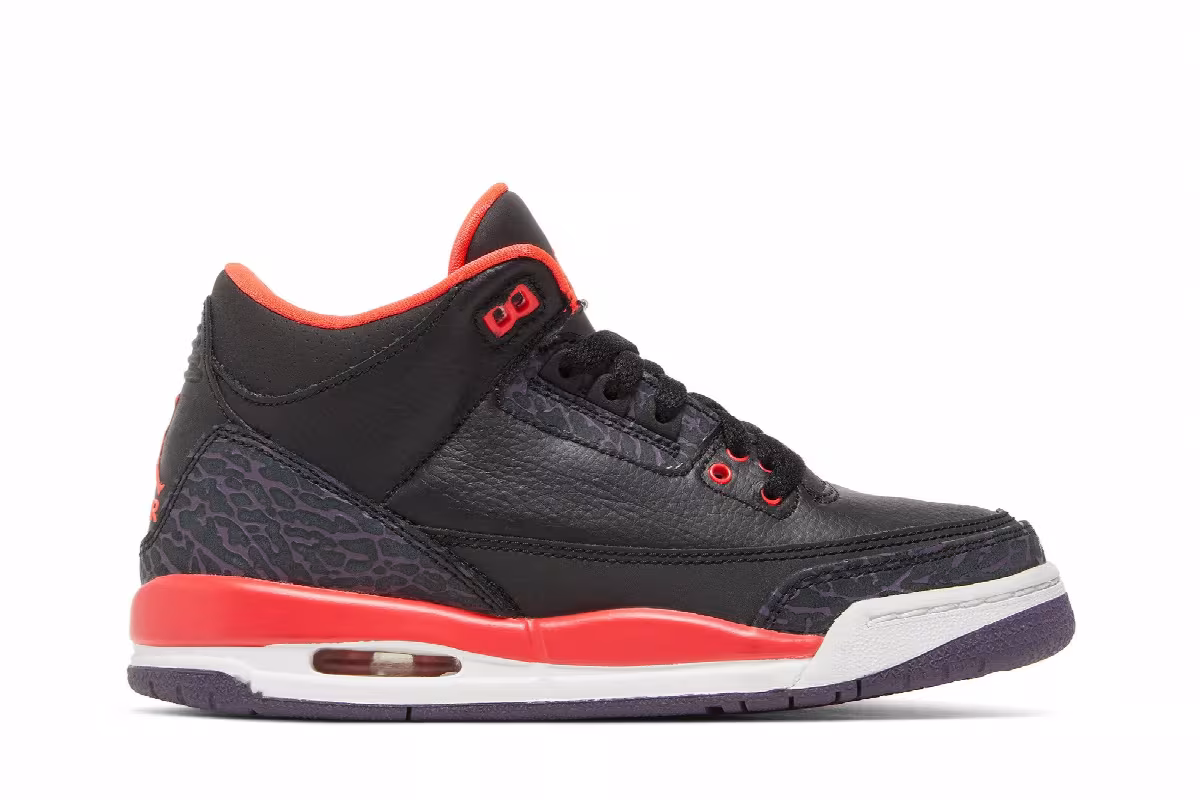 Air Jordan 3 GS Crimson, view 2