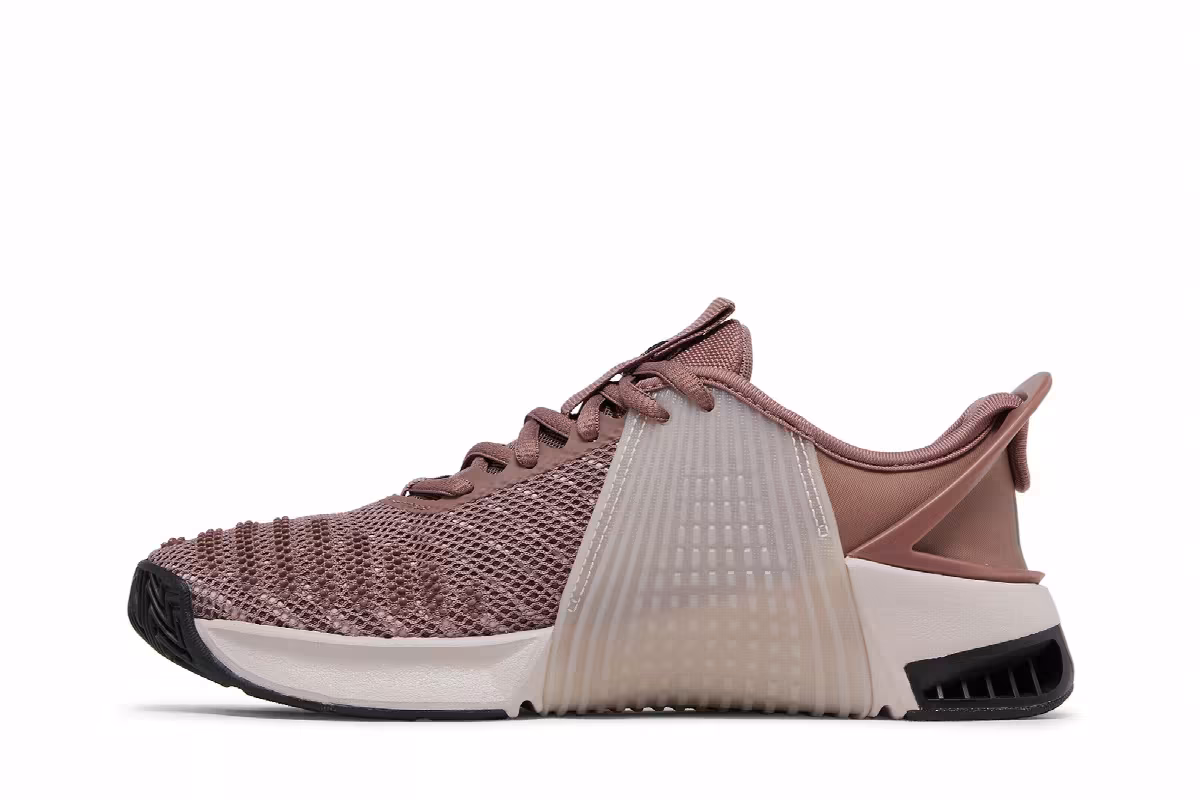 Nike Women's Metcon 9 Easy-On Smokey Mauve, view 4