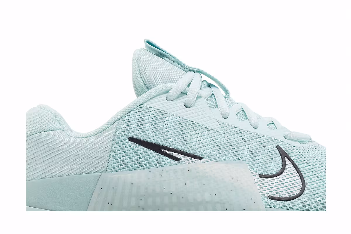 Nike Women's Metcon 9 Jade Ice, view 3