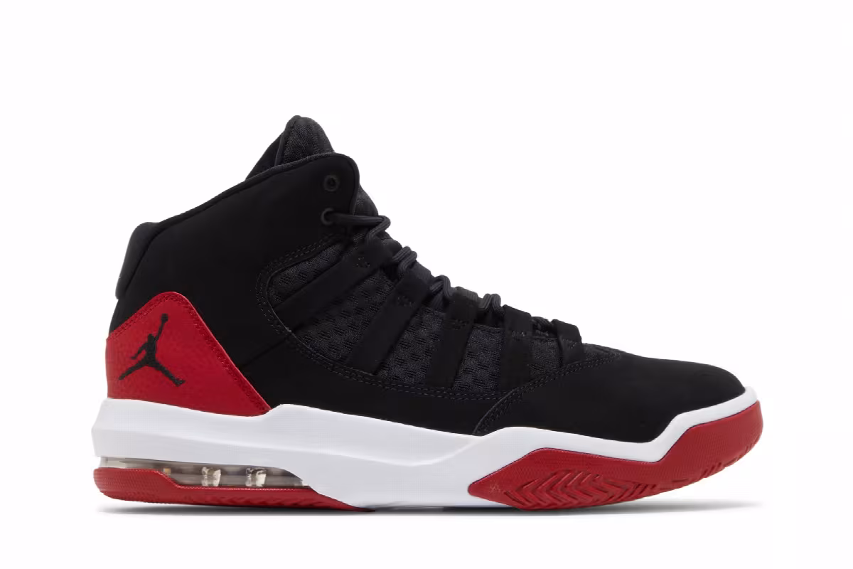 Air Jordan Max Aura Black Gym Red, view 2