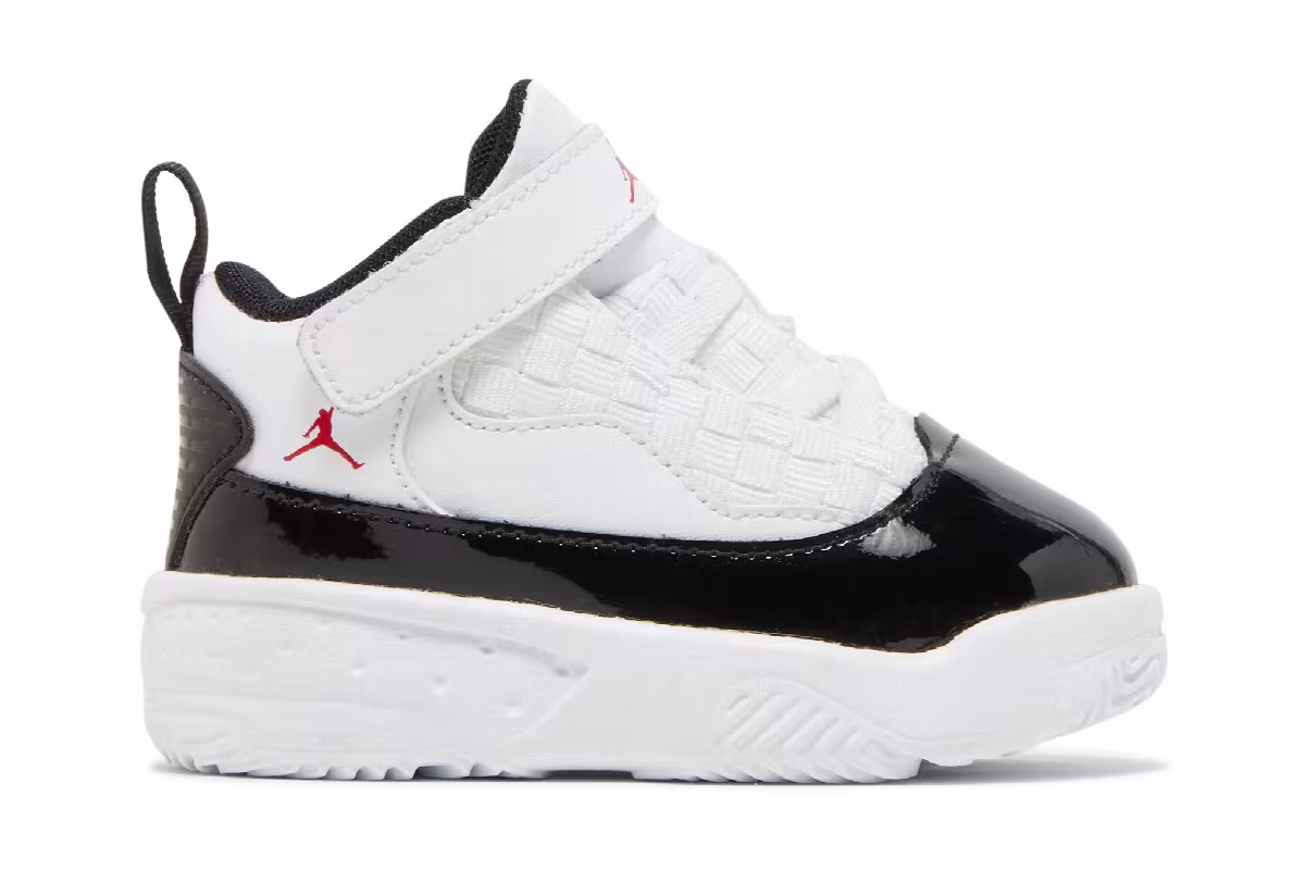 Air Jordan Max Aura 2 TD White Gym Red, view 2