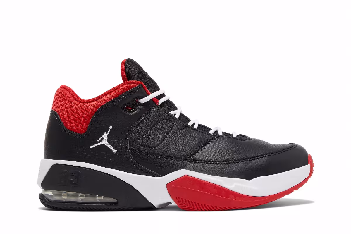 Air Jordan Max Aura 3 Bred, view 2