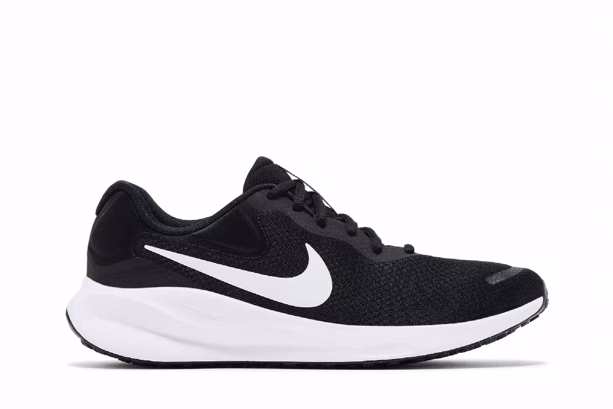 Nike Revolution 7 Black White, view 2