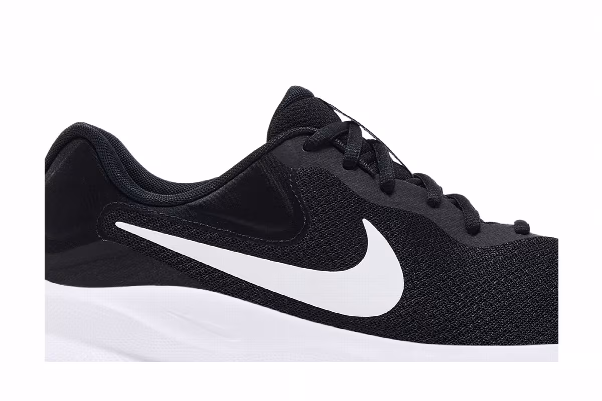 Nike Revolution 7 Black White, view 3