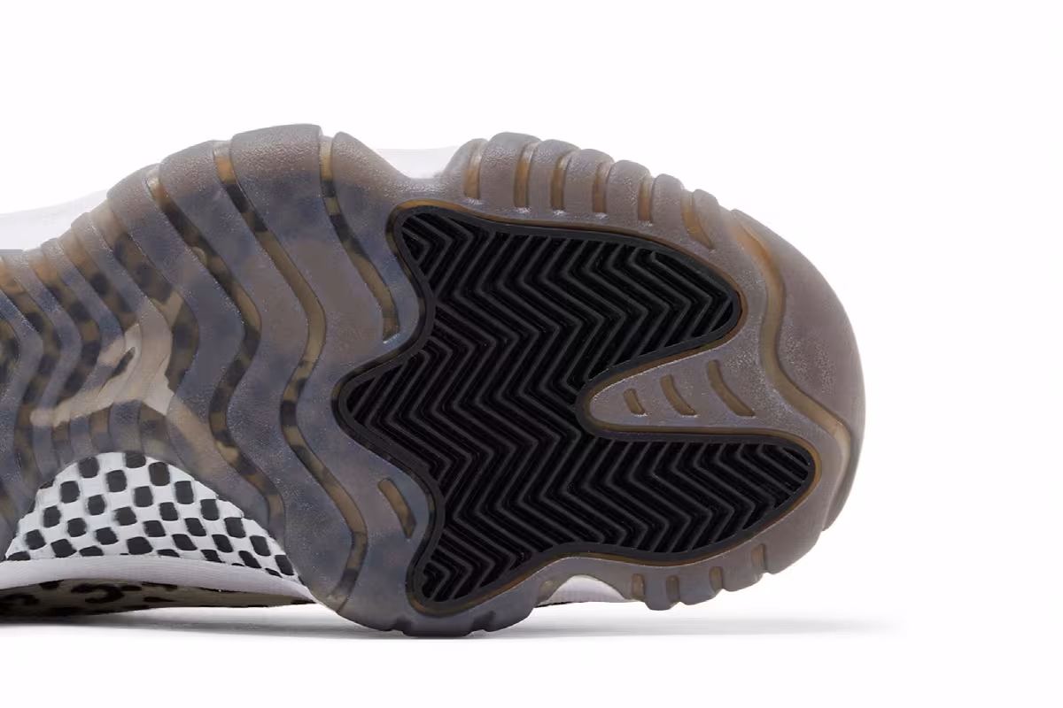 Women's Air Jordan 11 Animal Instinct, view 6