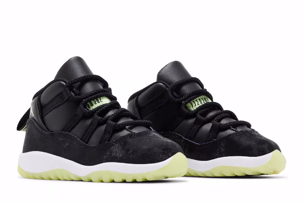 Air Jordan 11 TD Black Dark Raisin, view 9