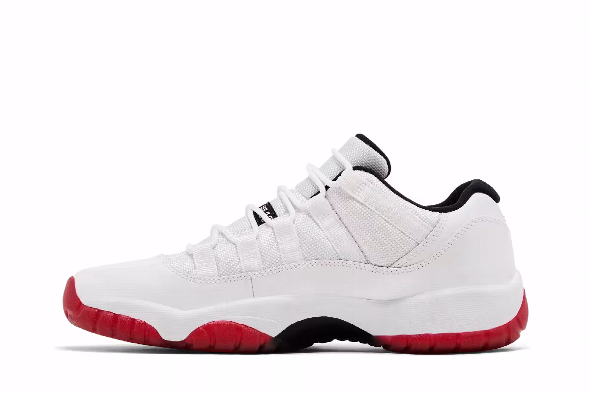 Air Jordan 11 Low GS White Varsity Red, view 4