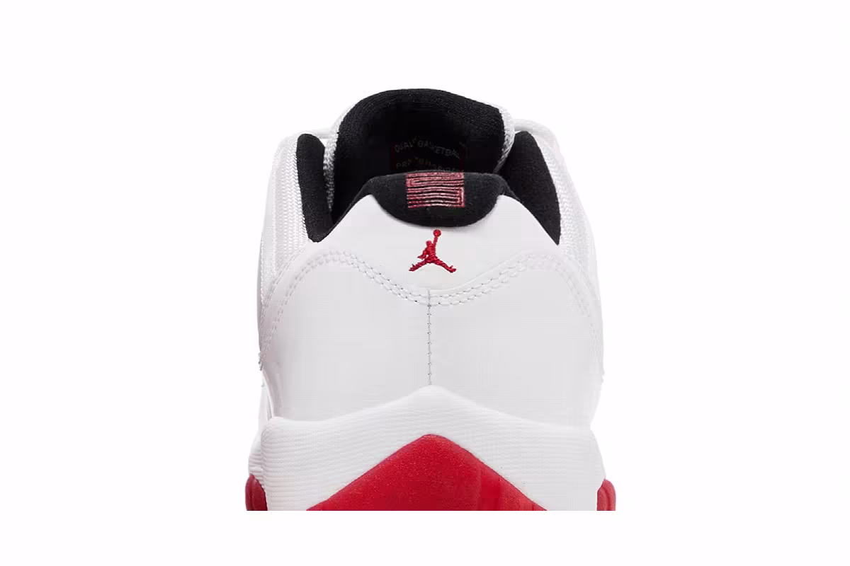 Air Jordan 11 Low GS White Varsity Red, view 8