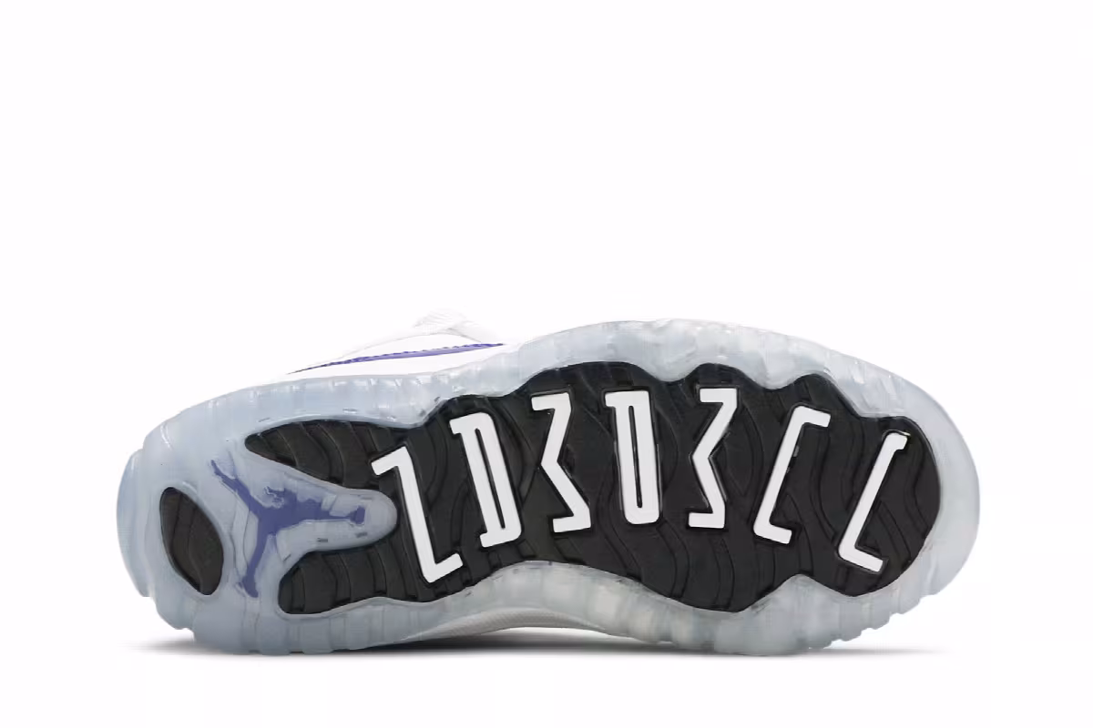 Air Jordan 11 Low GG Concord Sketch, view 5
