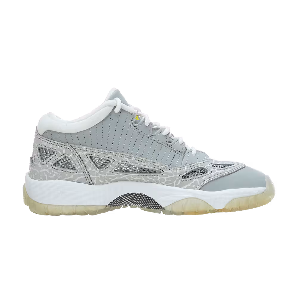 Air Jordan 11 GS