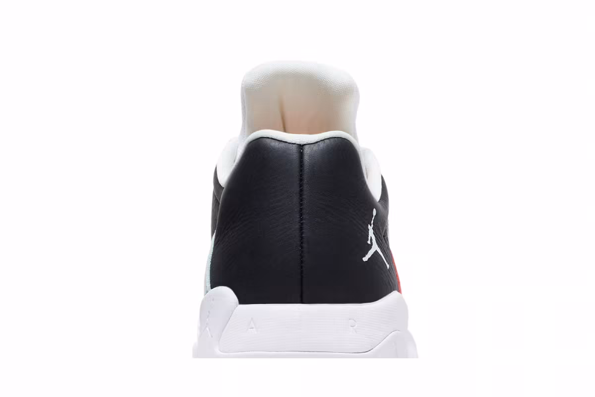 Air Jordan 11 CMFT Low Barely Green, view 8
