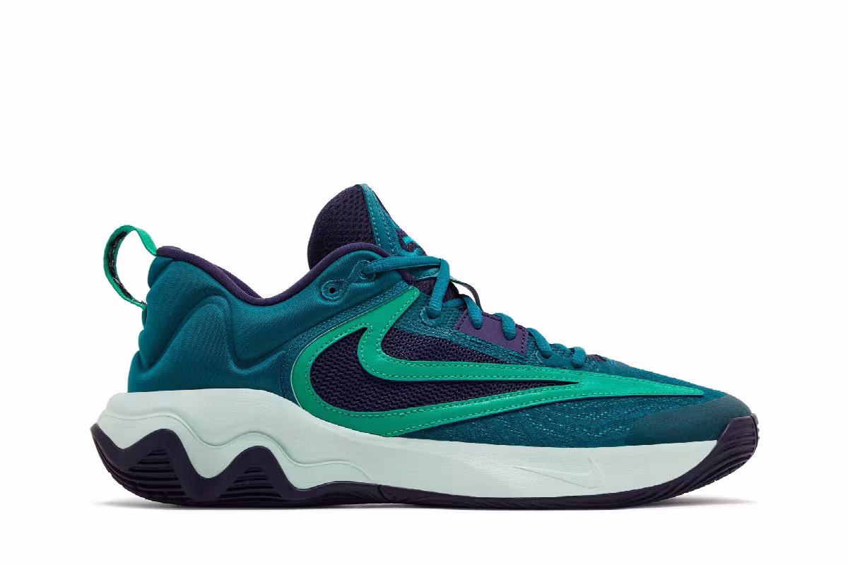 Nike Giannis Immortality 3 Geode Teal Purple, view 2