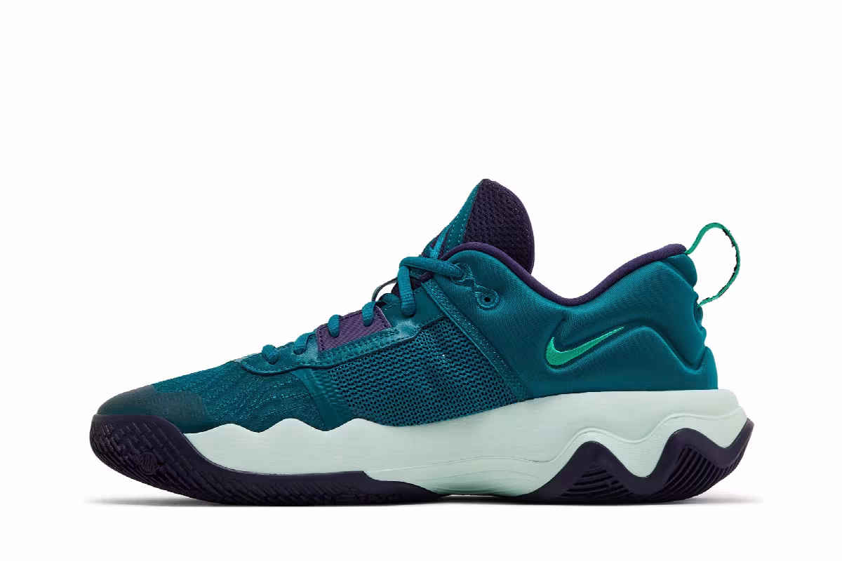 Nike Giannis Immortality 3 Geode Teal Purple, view 4