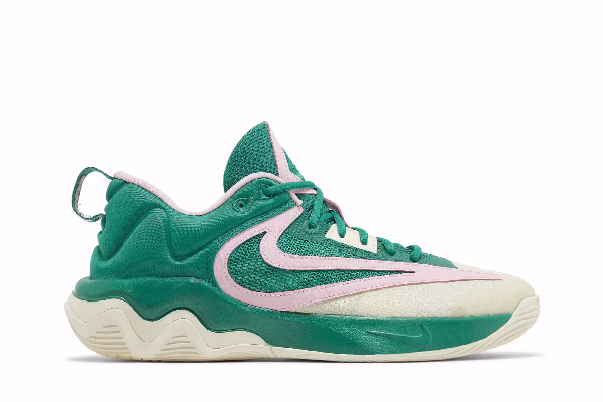 Nike Giannis Immortality 3 5 The Hard Way, view 2