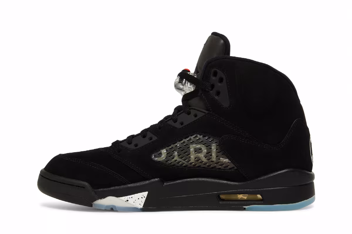 Paris Saint-Germain x Air Jordan 5 Black, view 4