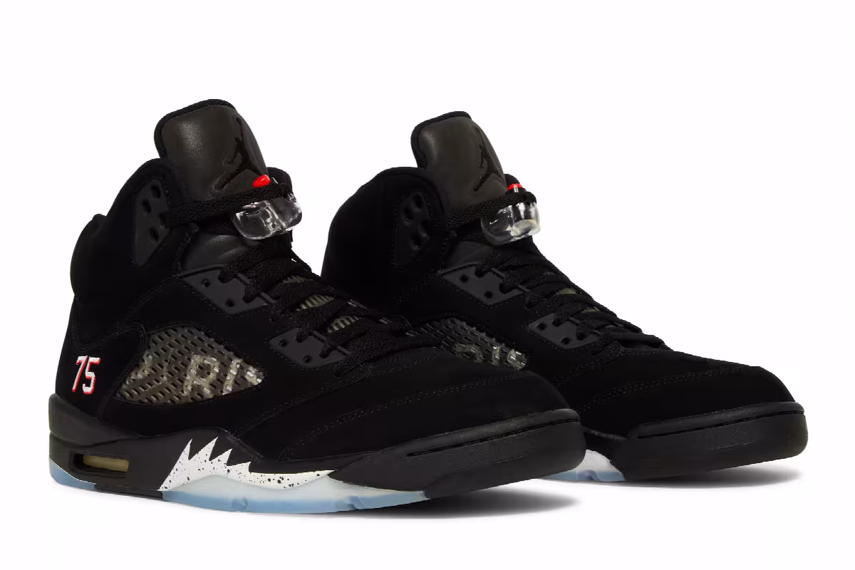 Paris Saint-Germain x Air Jordan 5 Black, view 9