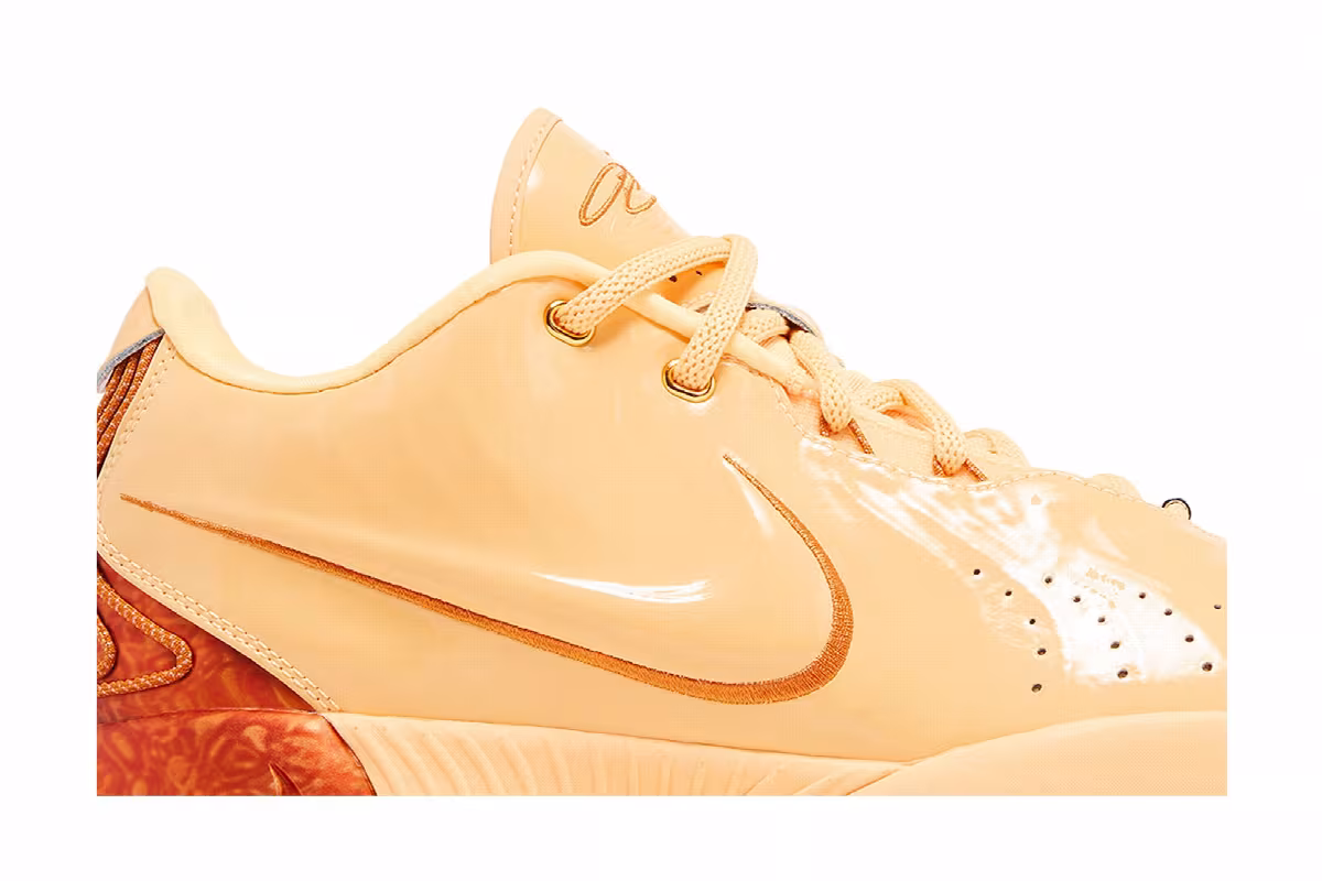 Nike Men's LeBron 21 Dragon Pearl, view 3