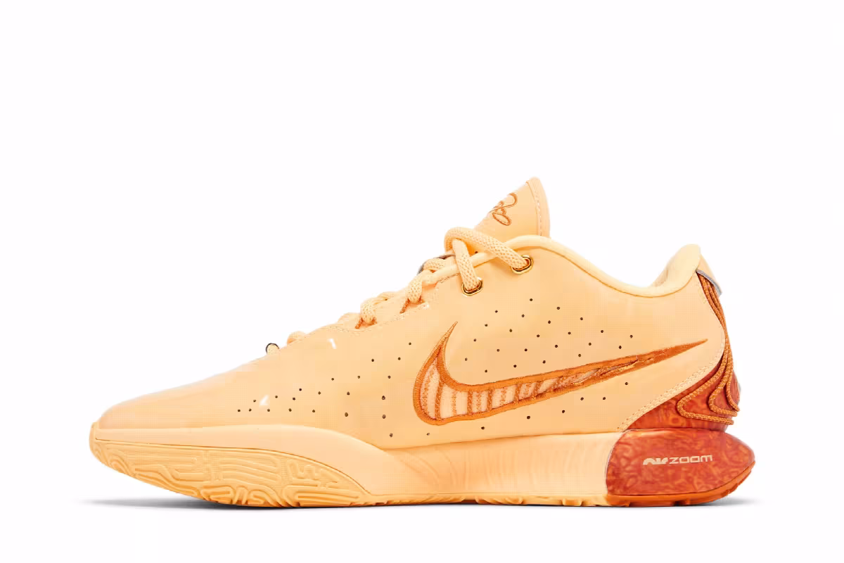Nike Men's LeBron 21 Dragon Pearl, view 4