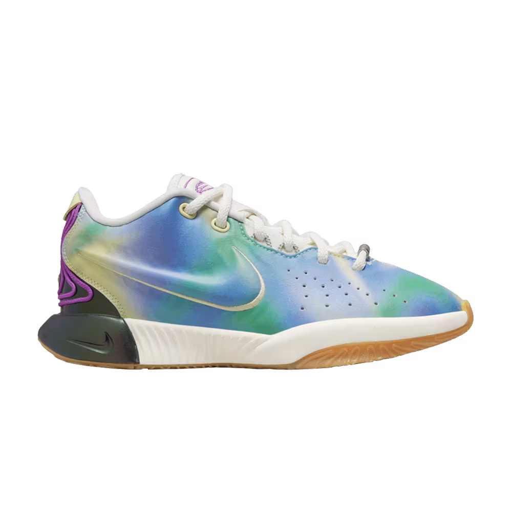 Nike LeBron 21 SE GS Movie Night