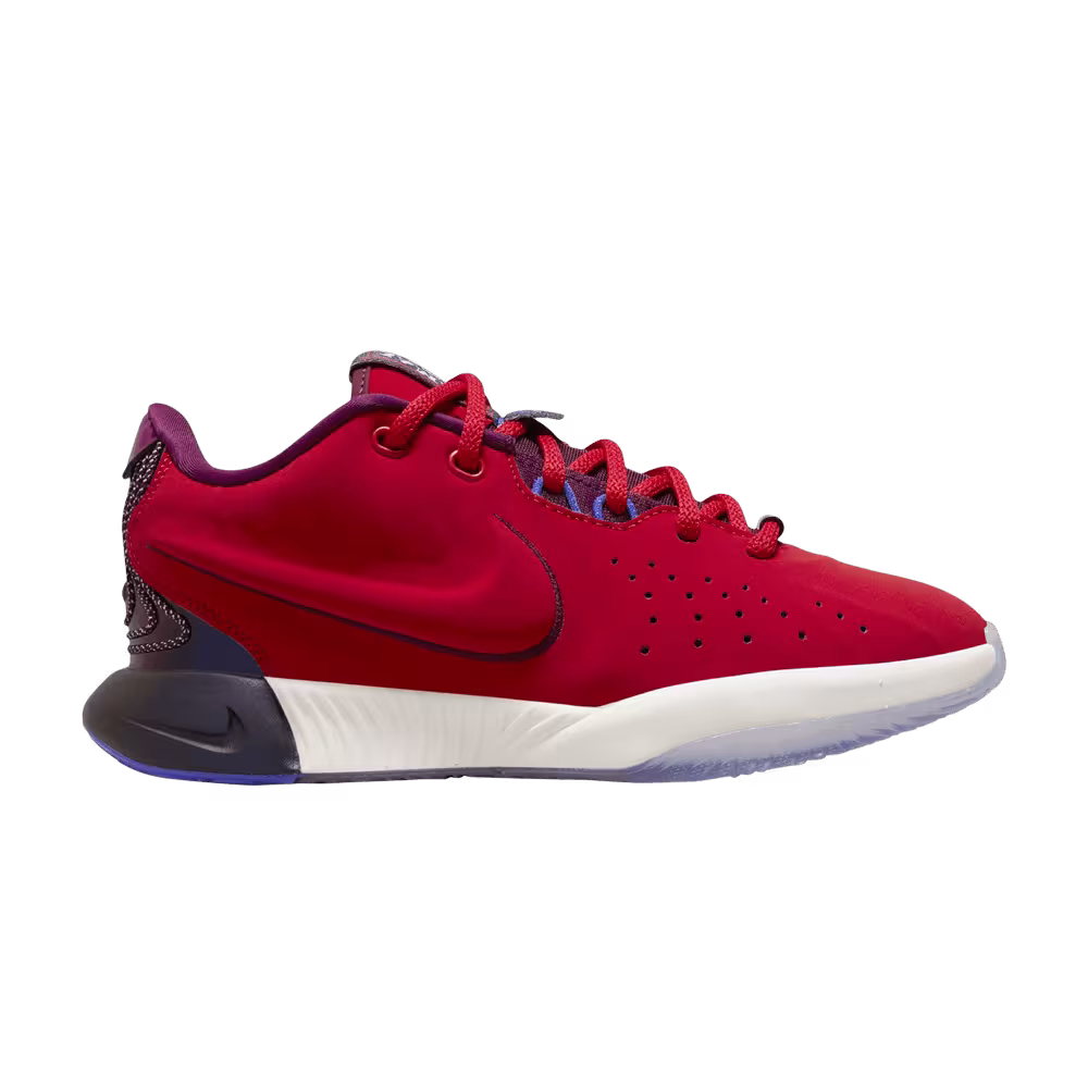 Nike LeBron 21 GS James Theater
