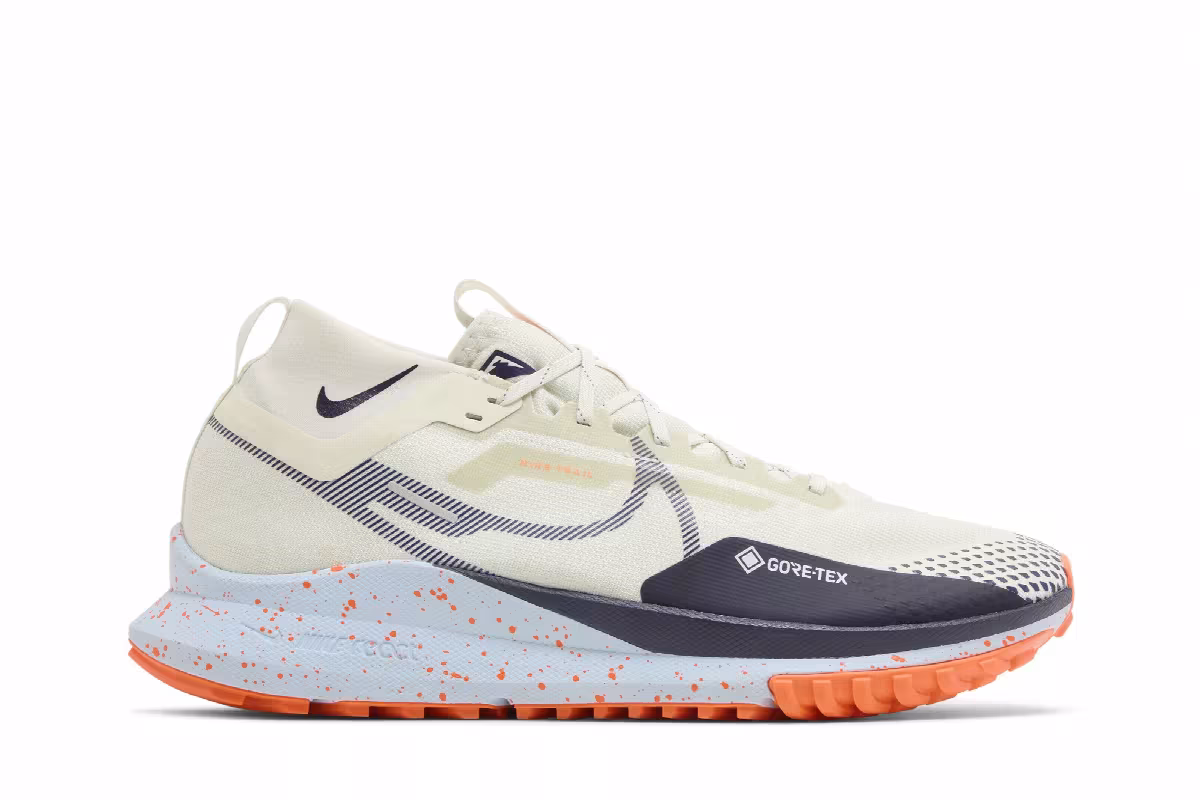 Nike React Pegasus Trail 4 GORE-TEX Sea Glass Total Orange, view 2