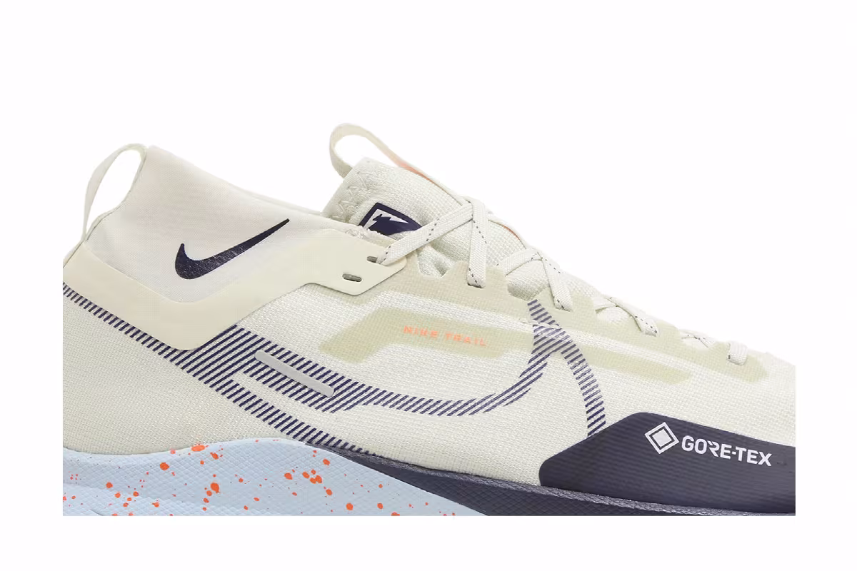 Nike React Pegasus Trail 4 GORE-TEX Sea Glass Total Orange, view 3