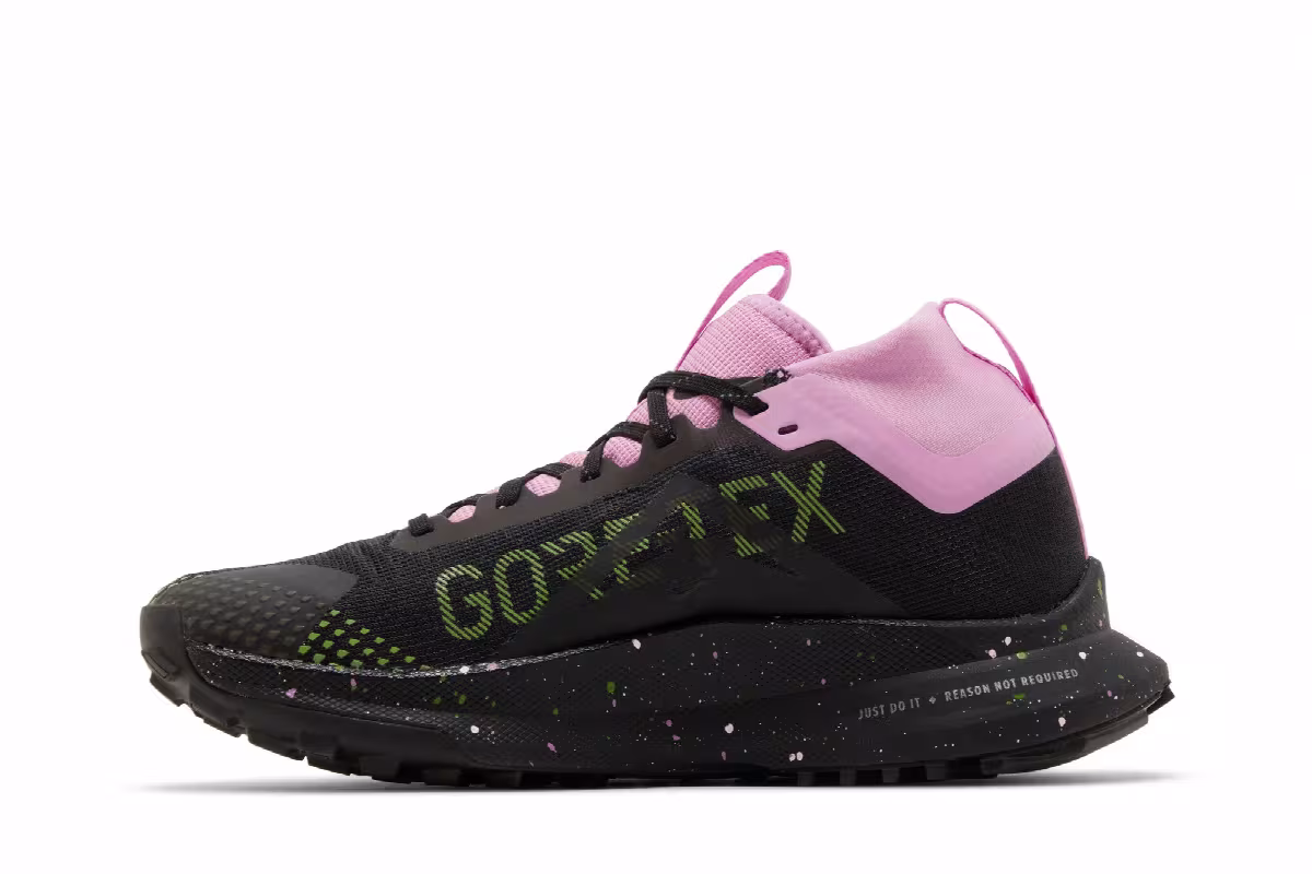 Nike Women's React Pegasus Trail 4 GORE-TEX Black Pink Chlorophyll, view 4