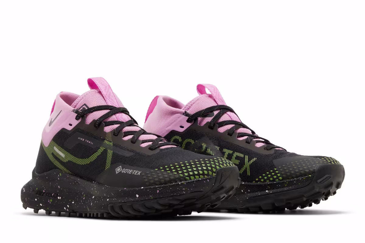 Nike Women's React Pegasus Trail 4 GORE-TEX Black Pink Chlorophyll, view 9